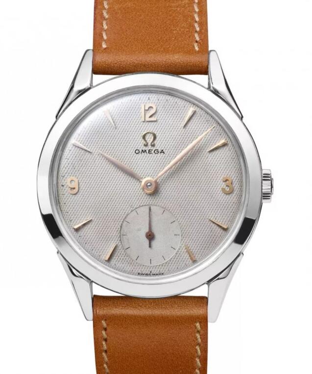 This Omega with elegant design is much more suitable for casual occasion.