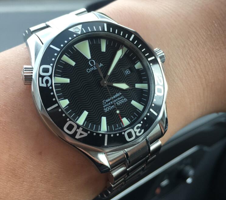 The old version of Seamaster is distinctive and stable than the modern ones.